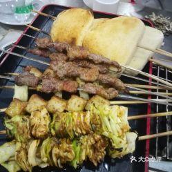 迁安网红大胖子烧烤,火辣美食，人气爆棚的街头传奇