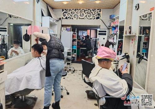 徐水吃瓜理发店,揭秘理发界的独特风情