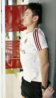 男明星体检爆的尺寸,身材比例引发热议