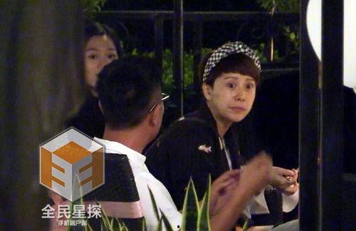 明星家庭用餐图片,幸福滋味尽收眼底